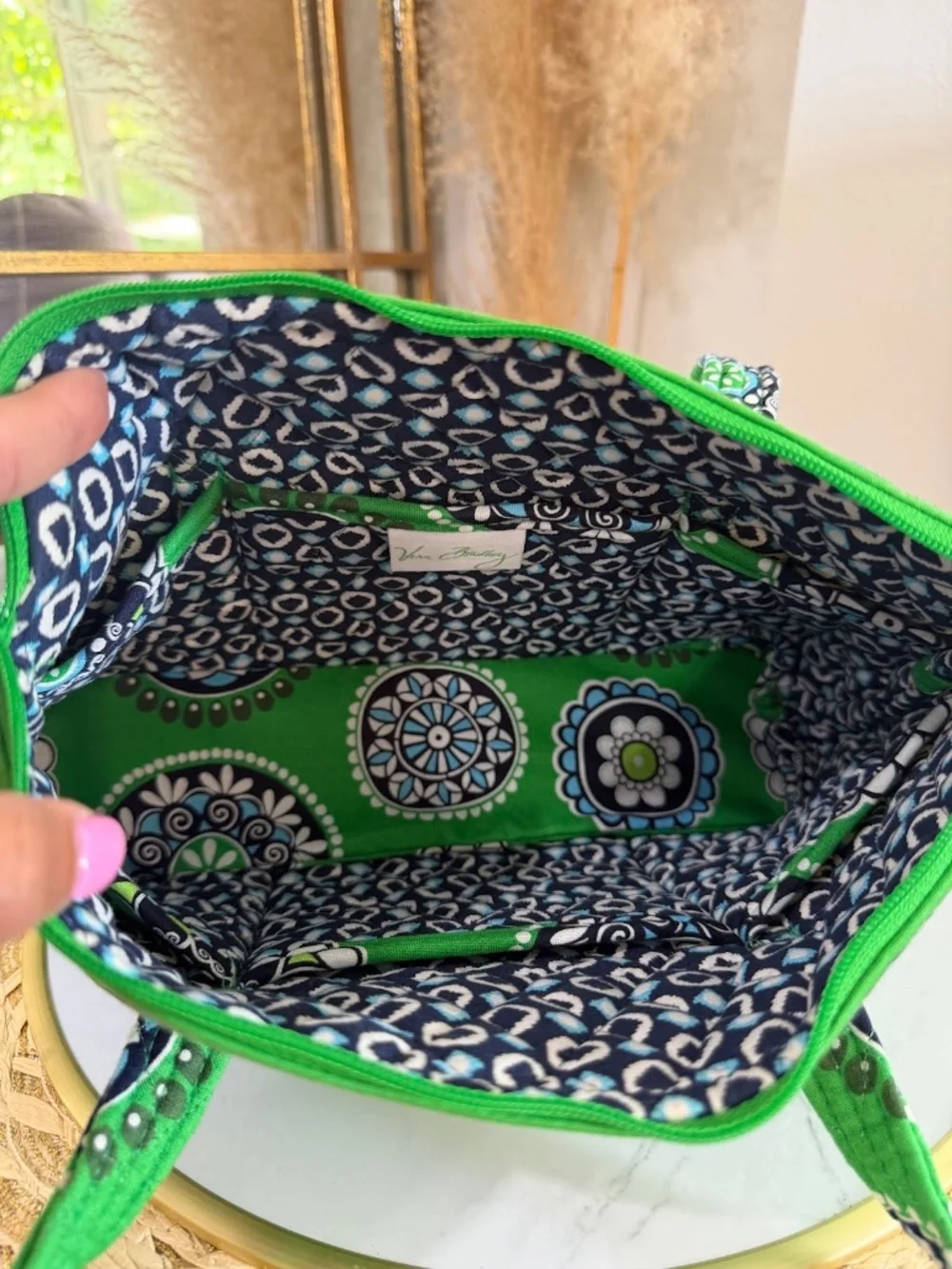 Vera Bradley Cupcake Green Floral Betsy Shoulder Bag Retired Rare Quilted Purse